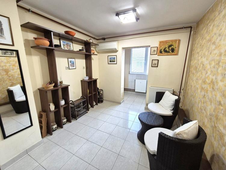 Apartament spatios, frumos renovat, ultracentral, Arad - 6