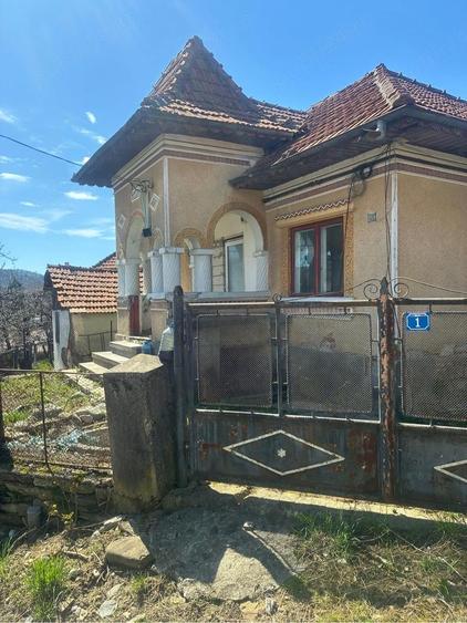 Casa de vanzare- Zona Miclosanii Mici - 3