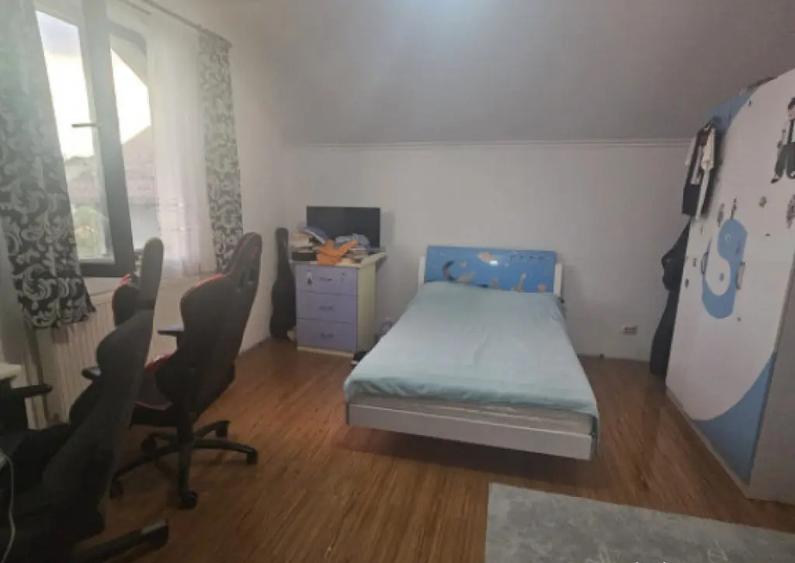 Casa ,zona Ford, suprafata utila 360 mp,teren 518 mp POSIBIL - 8