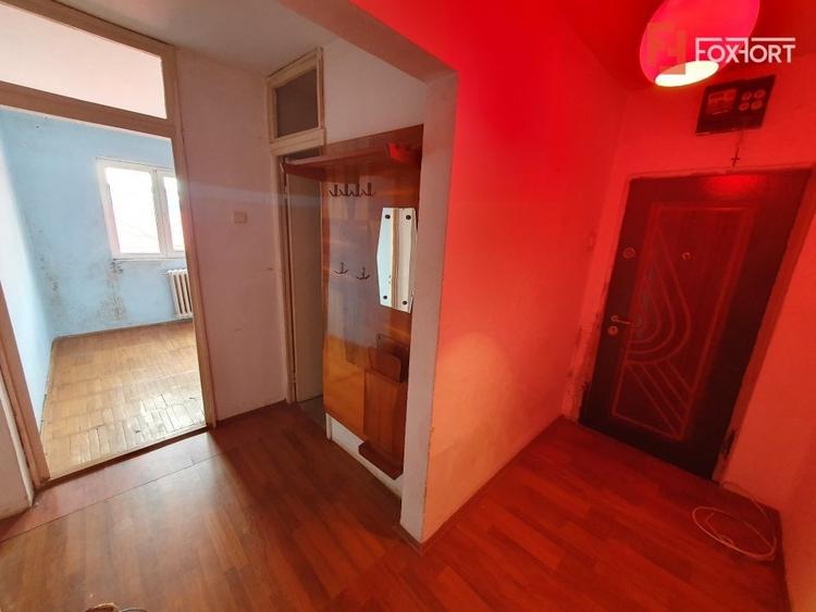 Apartament cu 3 camere decomandat, vedere pe 2 parti, zona Dambovita - 12