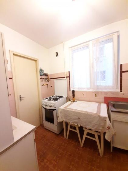 Piata Iancului, str.Avrig - Apartament 2 camere,48.50m.p, et3/8,Metrou Iancului - 5