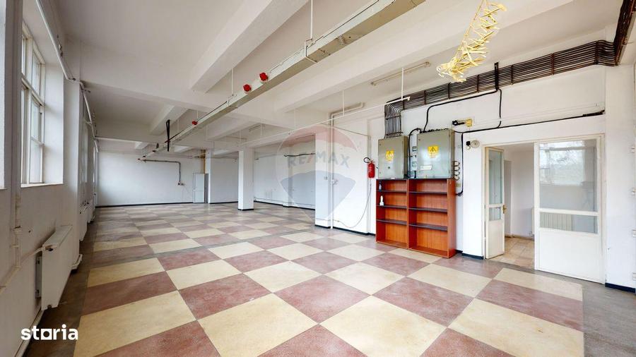 Spa?iu comercial parter Bucurestii Noi/ Metrou Straulesti - 6