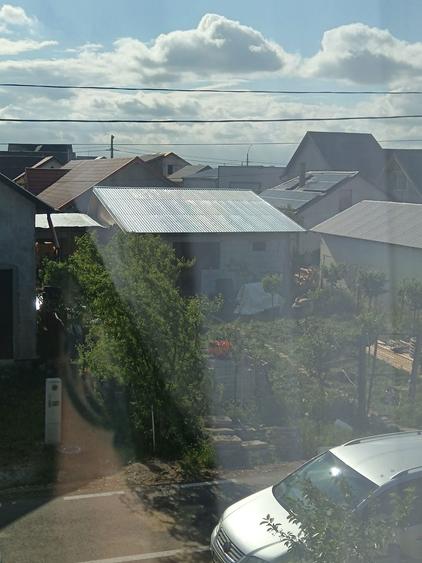 Vand proprietate in Cazasu, aproape de Braila, compusa din casa noua si teren de 304 mp, intr-o zona in plina dezvoltare - 2