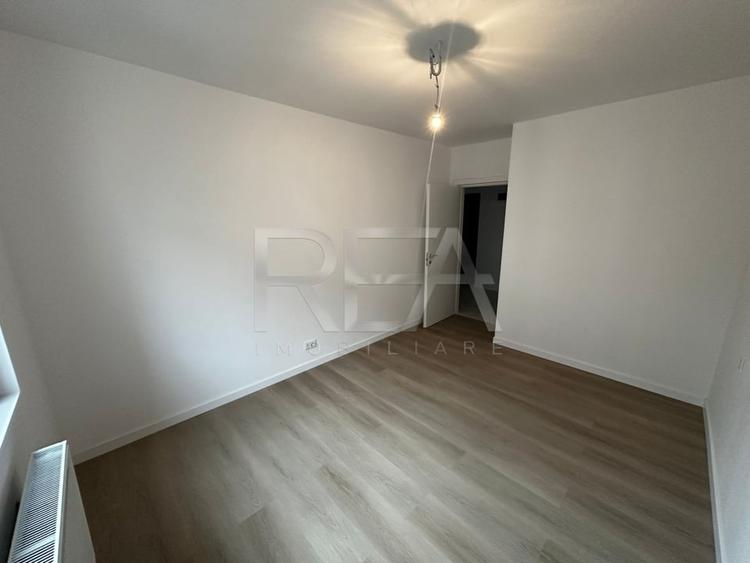 2 Camere , Decomandat , Bloc 2025 , Metalurgiei - 4