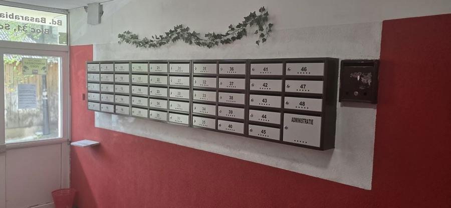 Vand apartament 2 camere bdul Basarabia - 1