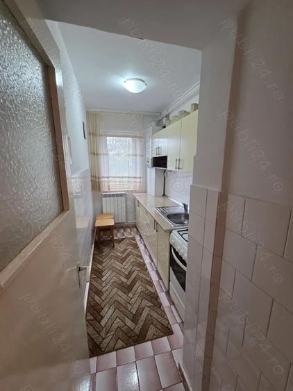 Vand apartament 3 camere, semidecomandat, zona Casa de Cultura, Constanta - 3