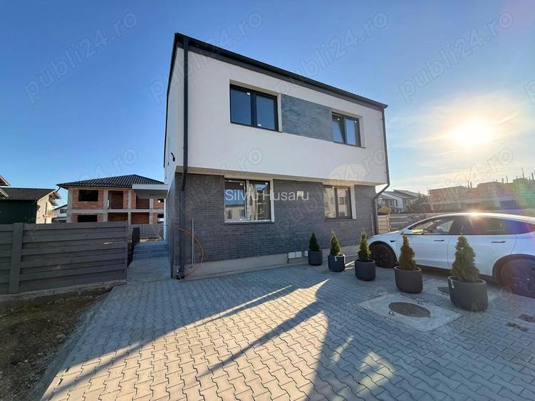 Duplex de vanzare de 98 mp in Sanpetru