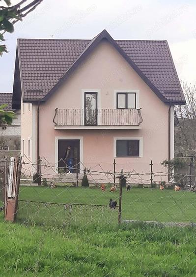 Casa de vanzare din caramida - 2