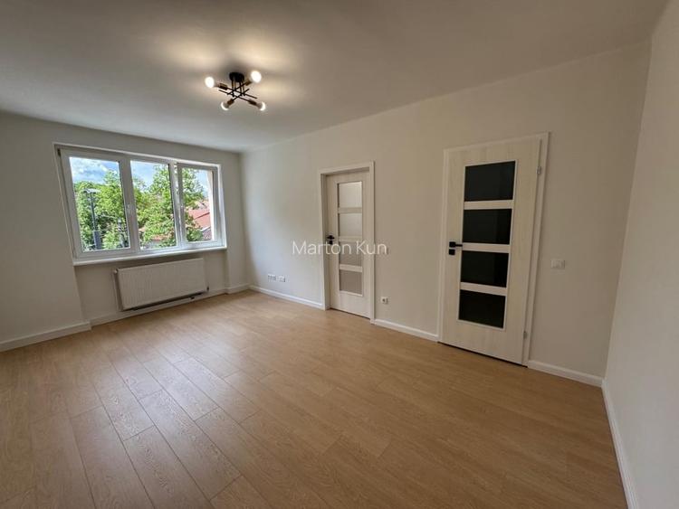 Oportunitate! Ap. cu 2 cam., 45 mp., Semicentral, 149000 Eur