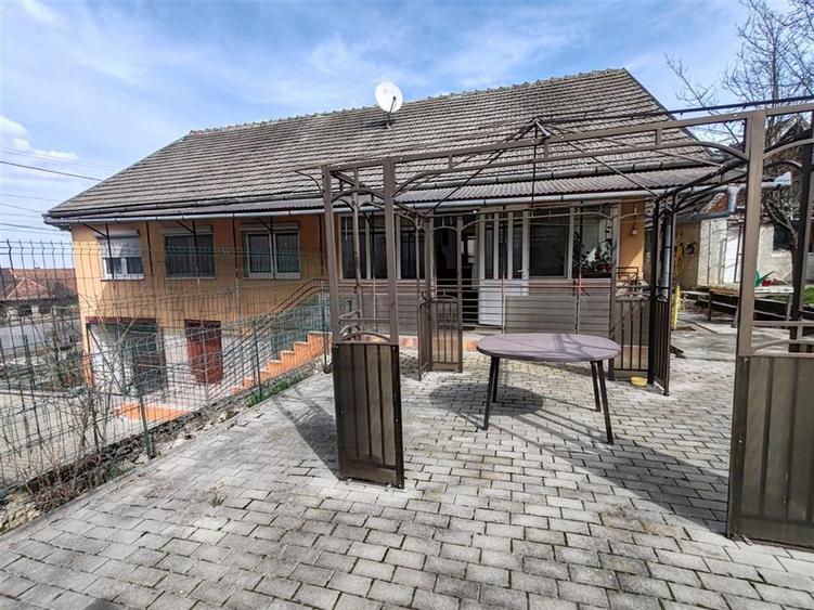 Casa individuala , teren 717 mp - Sacele - 17