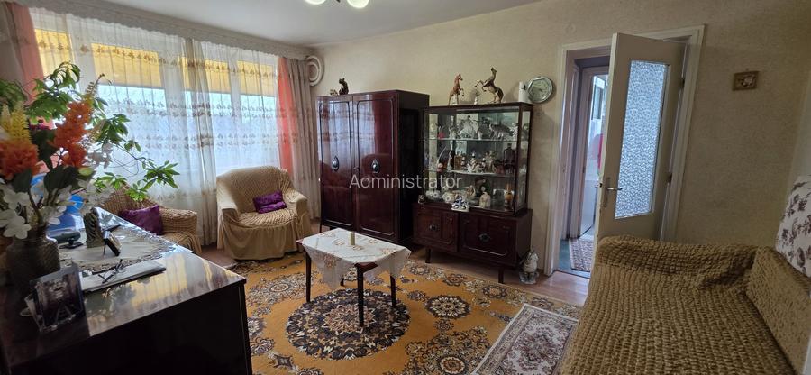 Gara 2 camere etaj 3 cu balcon