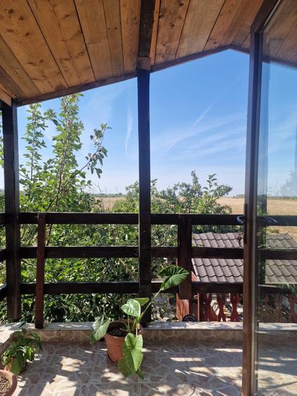 Casa de vanzare - Dobreni - Vidra - teren 2444 mp - intravilan - stradal/central - 6