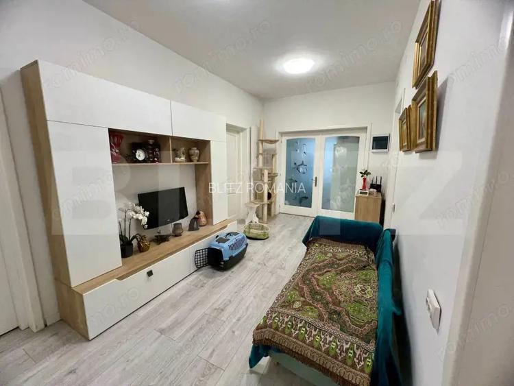Casa de inchiriat cu 4 camere, 114 mp, curte amenajata, zona centrala Casa de inchiriat cu 4 camere, 114 mp, curte amenajata, zona centrala