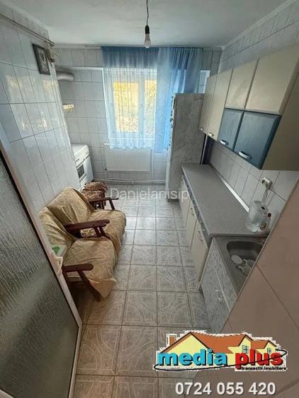 De vânzare – Apartament cu 2 camere decomandat, Micro 39 De vânzare – Apartament cu 2 camere decomandat, Micro 39