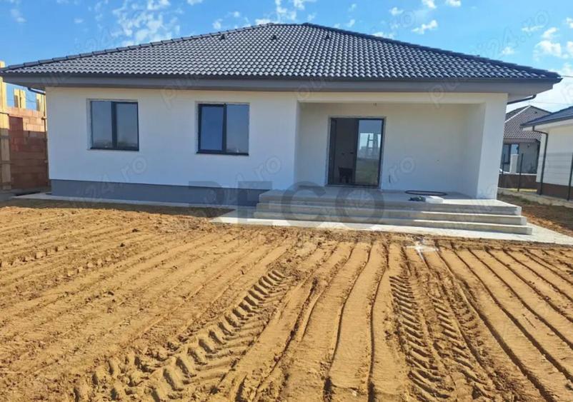 RECO, casa la alb, la 5 minute de Oradea, Cartierul Grigores - 1