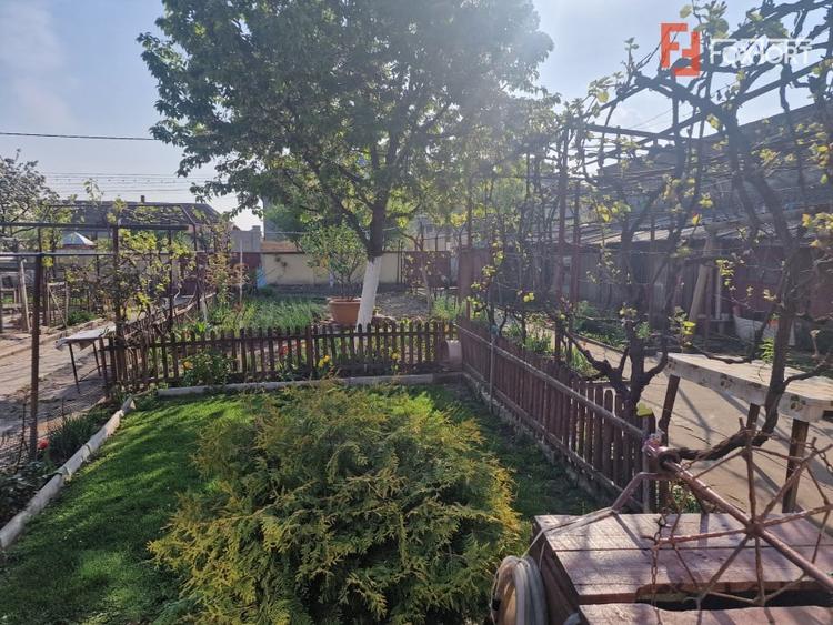 Casa individuala de vanzare cu 4 camere si teren de 800 mp - Recas - 22