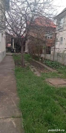 Casa de vanzare zona ?arat - 2