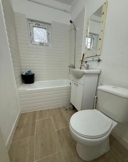 Garsoniera decomandata, 29,4 mp, zona 1 Mai - 2