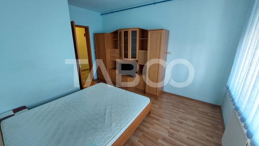 Apartament de inchiriat 2 camere etaj 2 cu parcare proprie C.Dumbravii - 1