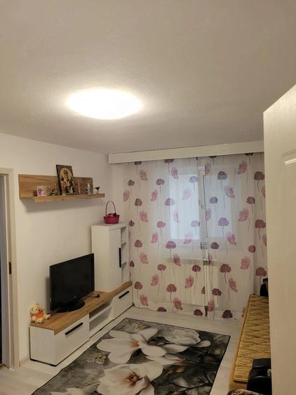 Apartament cu 2 camere semidecomandat în Neptun