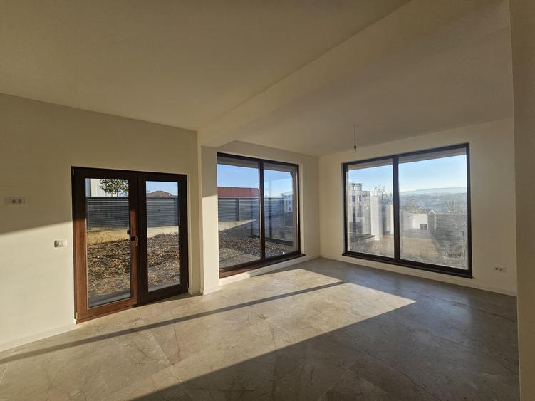 Manastirea Cetatuia-Hlincea, casa noua, finalizata, pozitie excelenta - 2