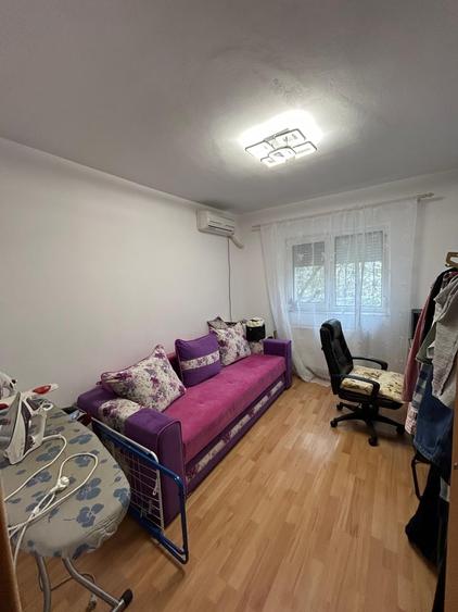 3 CAMERE DECOMANDATE CF. O - POARTA 6/PIATA ROSIE - 6