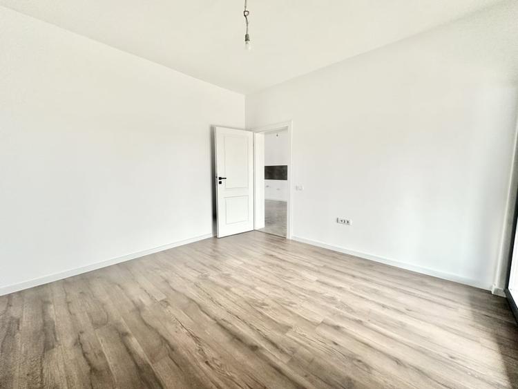 Duplex pe parter cu 3 camere si 2 bai - Mosnita Noua - 12