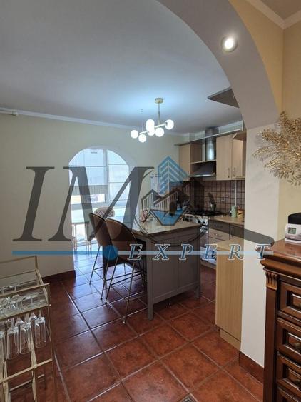 Apartament 3 camere zona Tolstoi etaj 3 - 2