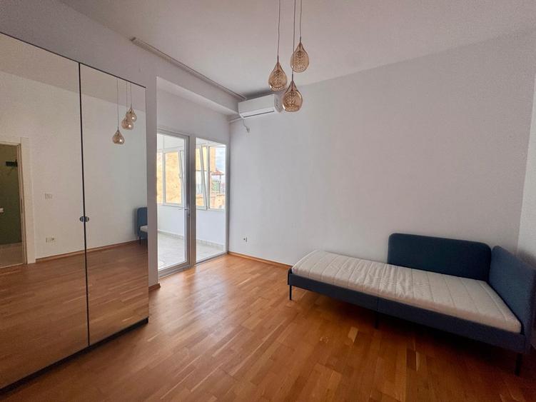 Apartament de vanzare — 3 camere, ultracentral, Bulevardul Nicolae Bălcescu - 7