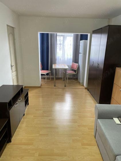 Garsoniera (Gaze Trase) Casa Car?ii Etaj 3 din 4 - 6