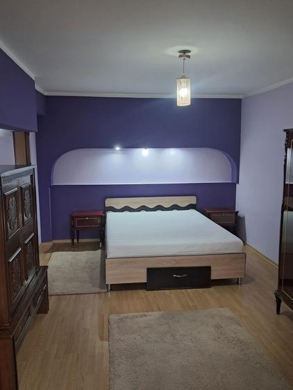 Inchiriez apartament 2 camere, Bd. Independentei, langa Finante. - 2