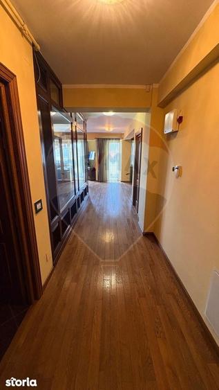 Apartament 3 camere, design clasic elegan?a autentica - 1