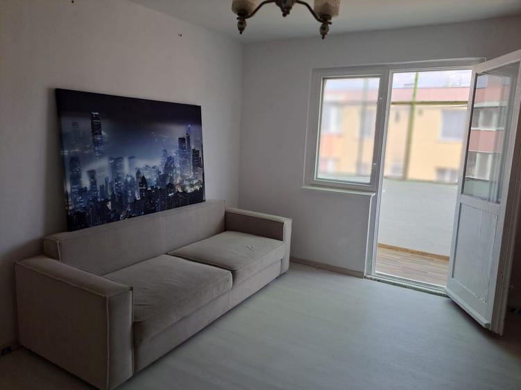 Particular: vand Apartament 2 camere semidecomandat in Municipiul Sacele, strada Episcop Popeea nr 29 , etaj 4/4,bloc izolat termic - 6