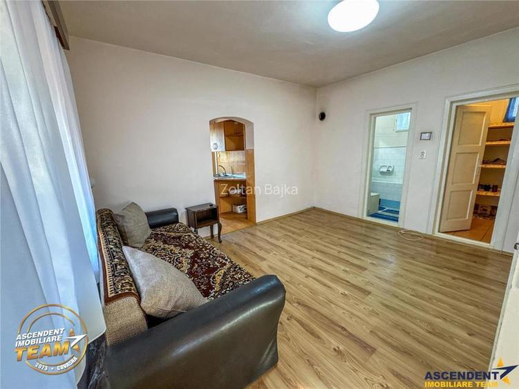 3D FILM! Casa cu 3 camere,1.800mp teren, facilitati apreciabile, langa Targu Secuiesc 3D FILM! Casa cu 3 camere,1.800mp teren, facilitati apreciabile, langa Targu Secuiesc