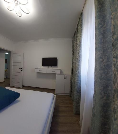 Far- apartament 2 camere decomandat circular finisat modern - 21