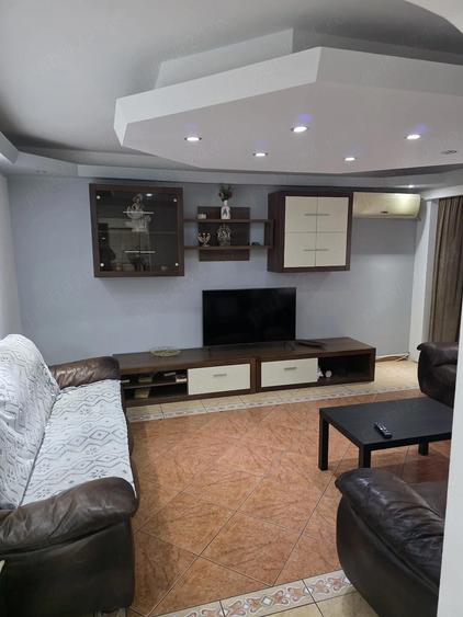 inchiriez apartament cu 3 camere Vitan Mall - 6