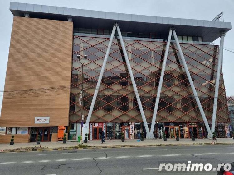 Spatiu 30AVENUE, asigurari, consultanta , servicii - 5