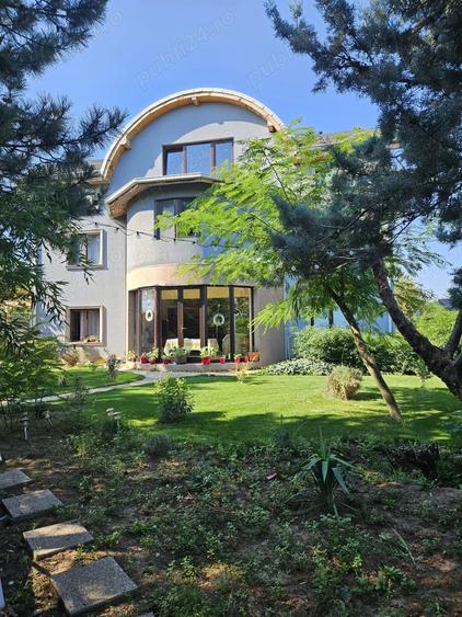 De vanzare Vila spatioasa P+1+M in orasul Fundulea, judetul Calarasi - 2