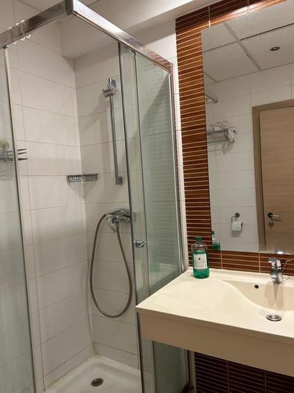 Inchiriere 2 camere Rin Grand Hotel Vitan loc de parcare inclus - 16