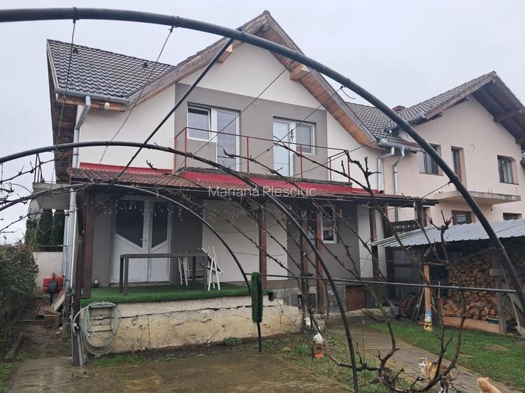 Casa tip duplex in Selimbar