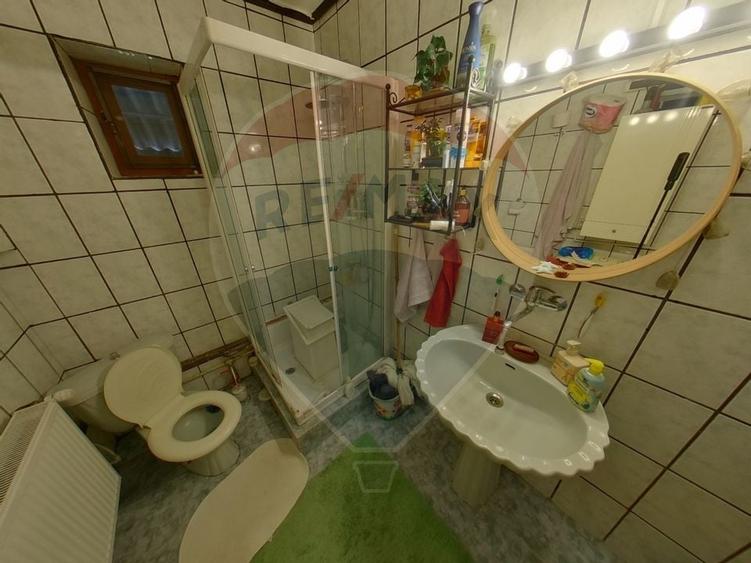 Casa / Vila cu 5 camere de vanzare in zona Est - 10