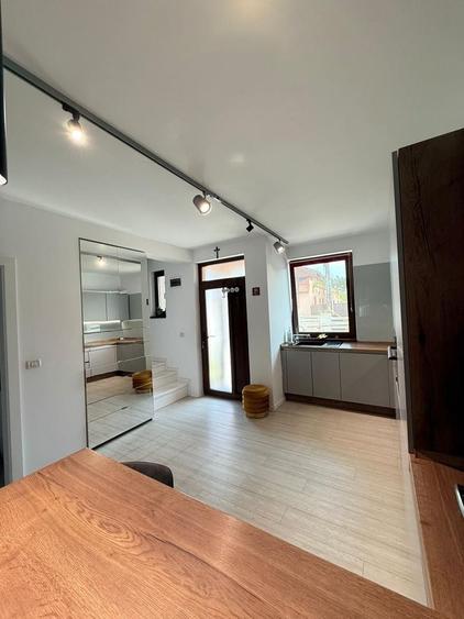 Piscină | Mobilată complet | Panouri solare | 3 băi și terasă închisă - 6