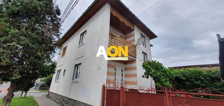 Casa langa Cetatea Alba Carolina ideala pentru investitie sau locuinta - 2