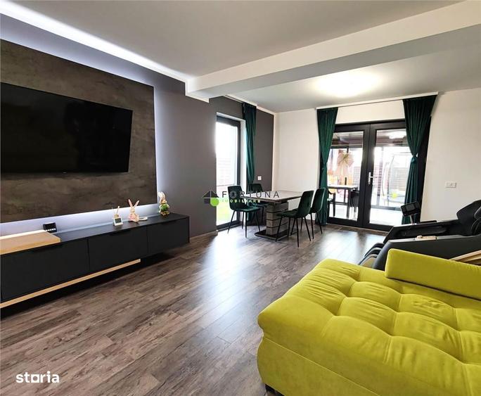 Casa moderna, singura in curte - Izvor - 8