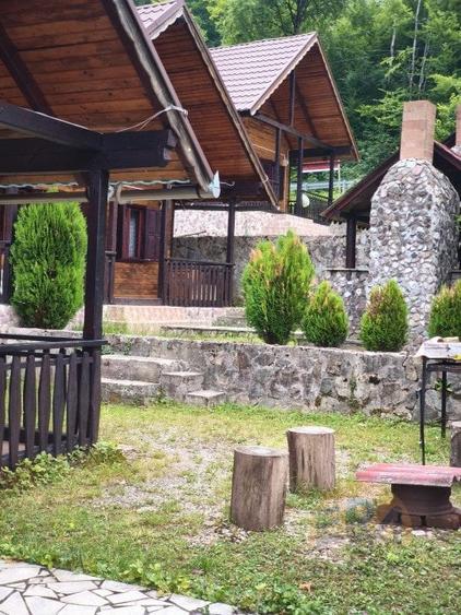 4 cabane din lemn, zona BOGA. - 19