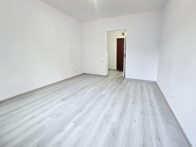 Proprietar vand garsoniera in zona Noua - renovata 2026 - 1