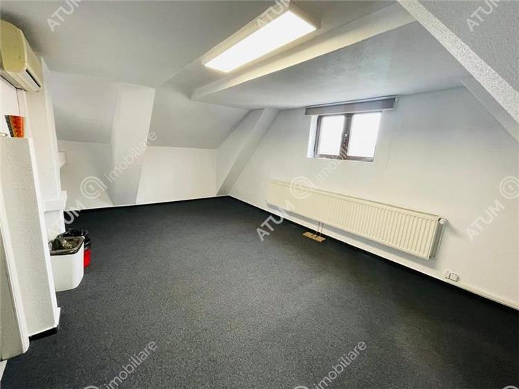 Spatiu de birouri zona Centrala 6 camere parcare privata - 12