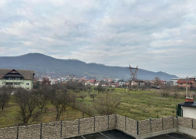 Apartament 2 camere, 41 mp, zona Independentei - 7