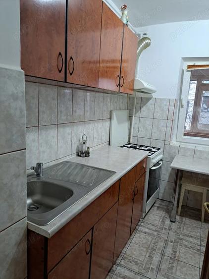 Inchiriez apartament 2 camere decomandat, Buzau, zona Unirii sud. - 5