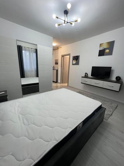 Inchiriez garsoniera - 1